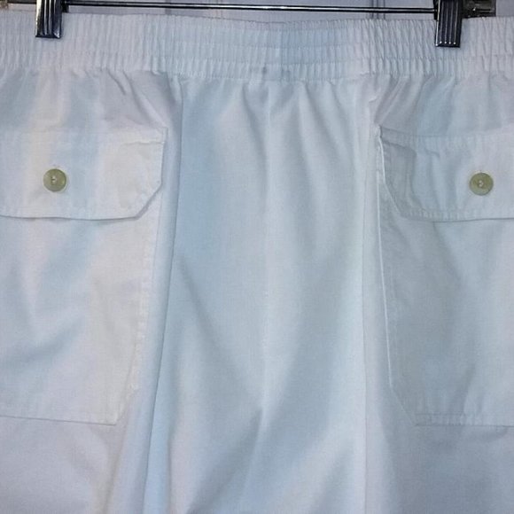 Honors Women's Shorts. Size XL X 32. - Picture 7 of 8